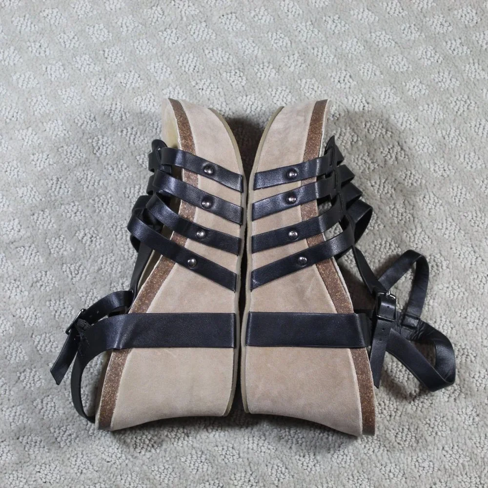 Yoki platform wedge